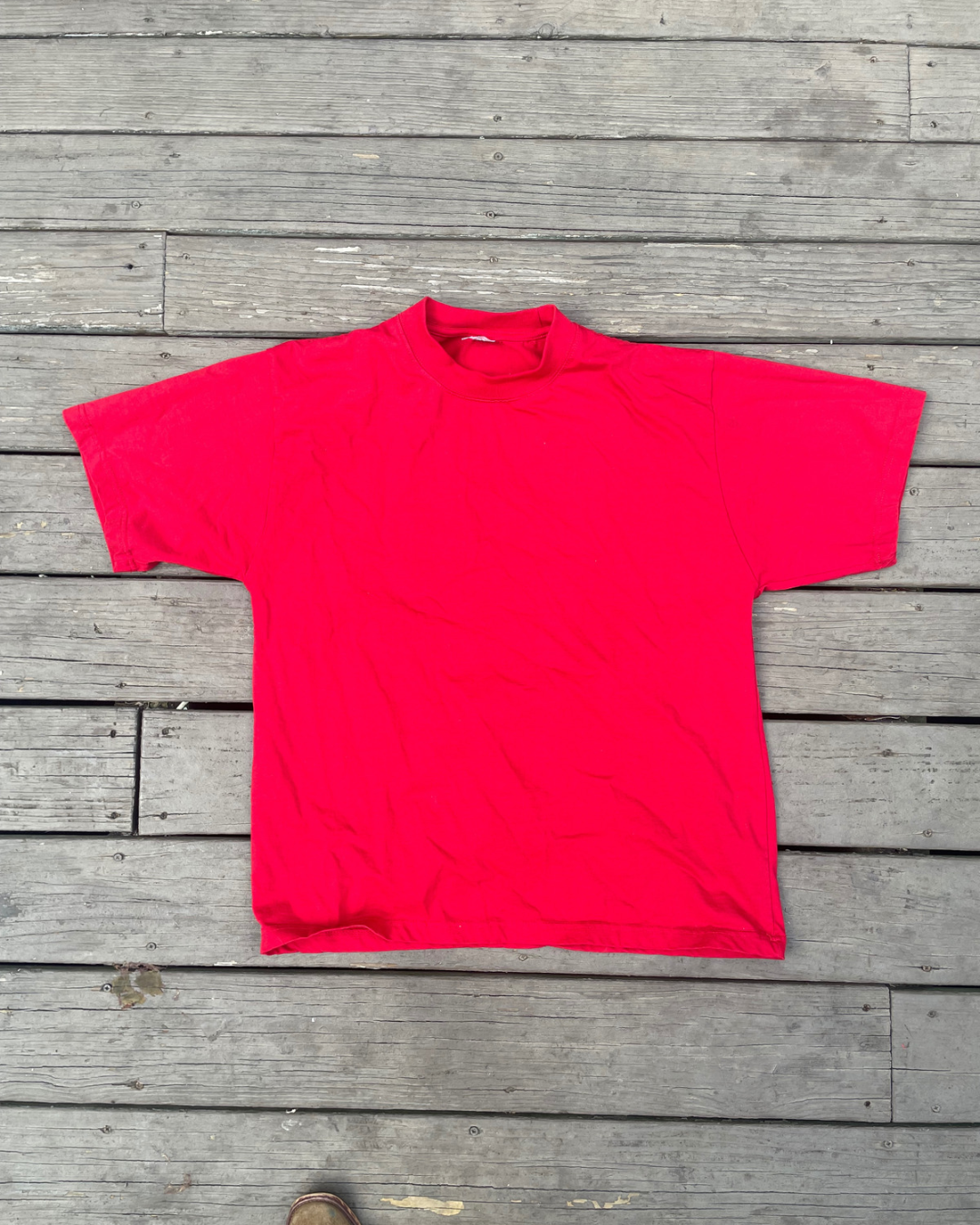 AP STUDIOS PREMIUM RED TEE